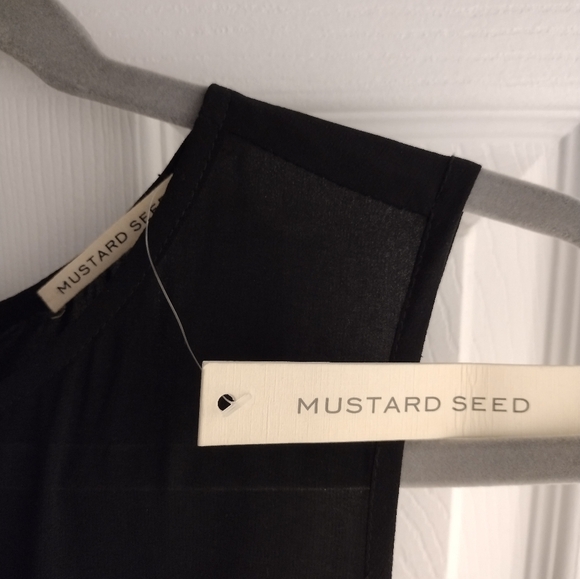 Mustard Seed, black dress short, It has sequins style, NEW - Picture 9 of 14